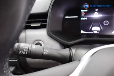 Renault Clio Evolution Manual Petrol Hatchback - Stock Number (1669874) - 5th supplementary image