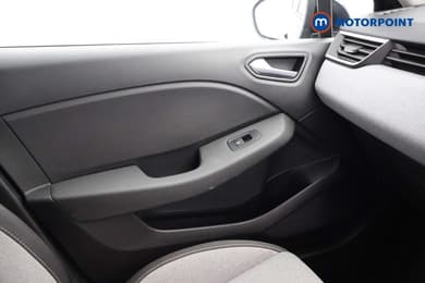 Renault Clio Evolution Manual Petrol Hatchback - Stock Number (1669874) - 13th supplementary image