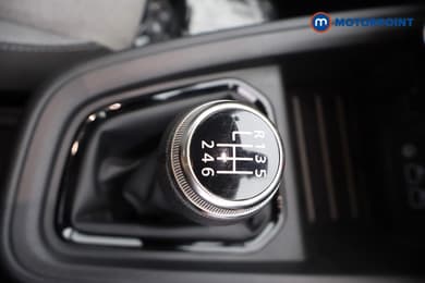 Renault Clio Evolution Manual Petrol Hatchback - Stock Number (1669908) - 12th supplementary image