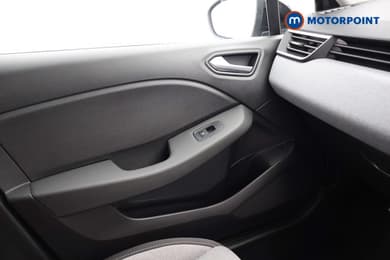 Renault Clio Evolution Manual Petrol Hatchback - Stock Number (1669908) - 14th supplementary image