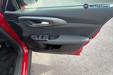 Alfa Romeo Tonale Sprint Automatic Petrol SUV - Stock Number (1653904) - 38th supplementary image