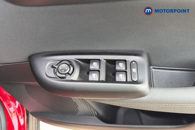 Alfa Romeo Tonale Sprint Automatic Petrol SUV - Stock Number (1653904) - 42nd supplementary image