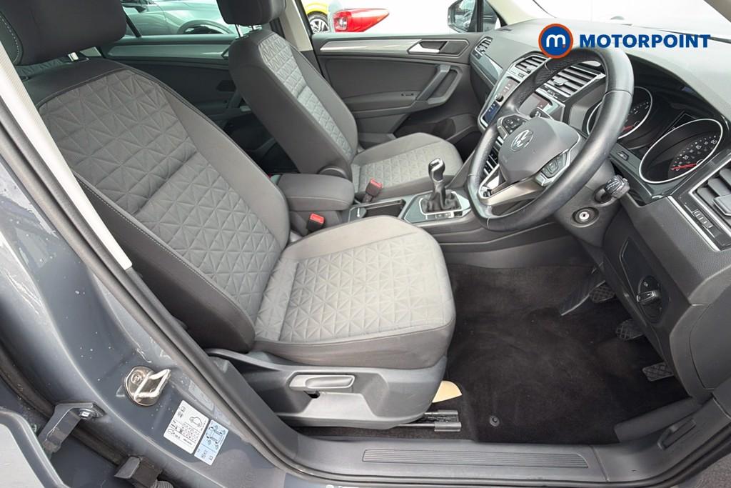 Volkswagen Tiguan Life Manual Petrol SUV - Stock Number (1662232) - 8th supplementary image