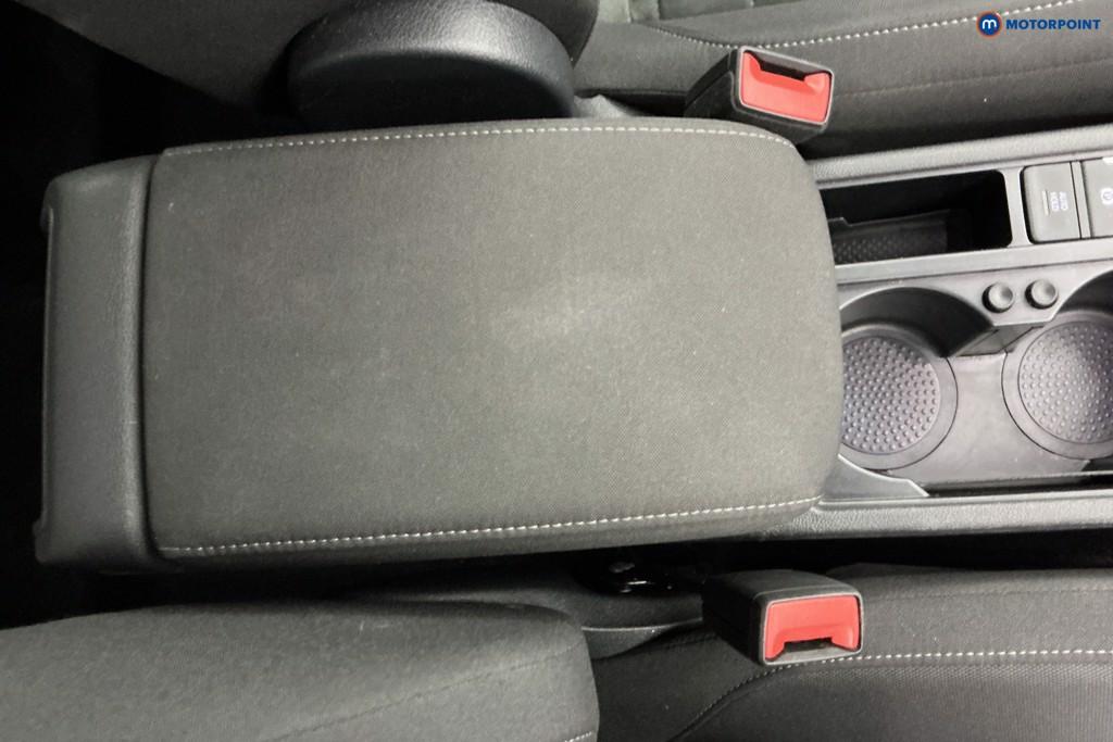 Volkswagen Touran SEL Automatic Petrol People Carrier - Stock Number (1663469) - 8th supplementary image