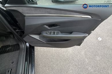 Renault Megane E-Tech Techno Automatic Electric Hatchback - Stock Number (1665721) - 38th supplementary image