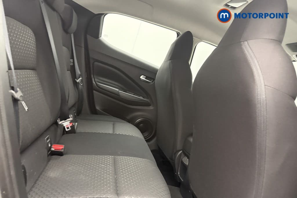 Nissan Juke Acenta Premium Automatic Petrol SUV - Stock Number (1667591) - 8th supplementary image