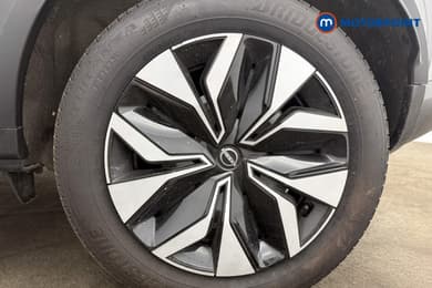 Nissan Juke Acenta Premium Automatic Petrol SUV - Stock Number (1667591) - 12th supplementary image