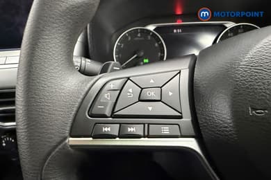 Nissan Juke Acenta Premium Automatic Petrol SUV - Stock Number (1667591) - 13th supplementary image