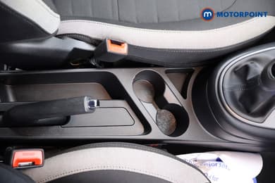 Hyundai I10 Advance Automatic Petrol Hatchback - Stock Number (1669698) - 14th supplementary image