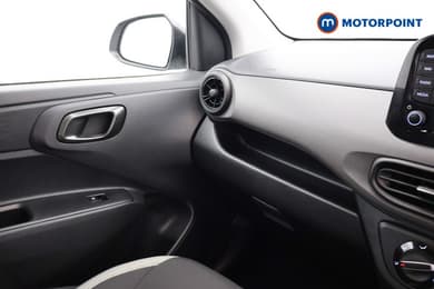 Hyundai I10 Advance Automatic Petrol Hatchback - Stock Number (1669698) - 15th supplementary image