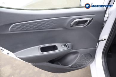 Hyundai I10 Advance Automatic Petrol Hatchback - Stock Number (1669698) - 26th supplementary image