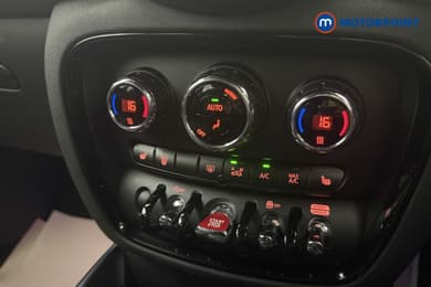 Mini Clubman Cooper Exclusive Automatic Petrol Estate - Stock Number (1654581) - 14th supplementary image