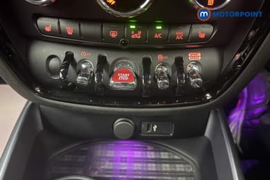 Mini Clubman Cooper Exclusive Automatic Petrol Estate - Stock Number (1654581) - 15th supplementary image