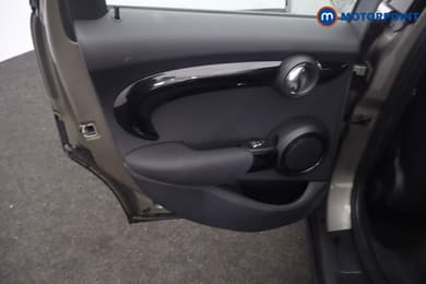 Mini Hatchback Cooper S Classic Automatic Petrol Hatchback - Stock Number (1657339) - 32nd supplementary image