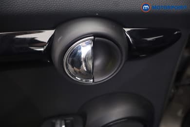 Mini Hatchback Cooper S Classic Automatic Petrol Hatchback - Stock Number (1657339) - 33rd supplementary image