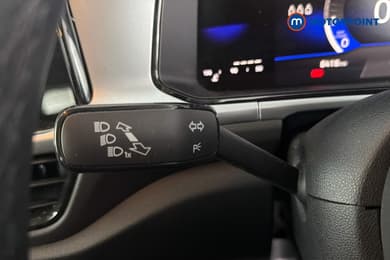 Volkswagen T-Roc Life Manual Petrol SUV - Stock Number (1664320) - 6th supplementary image