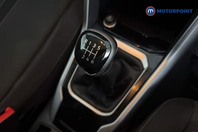 Volkswagen T-Roc Life Manual Petrol SUV - Stock Number (1664320) - 15th supplementary image