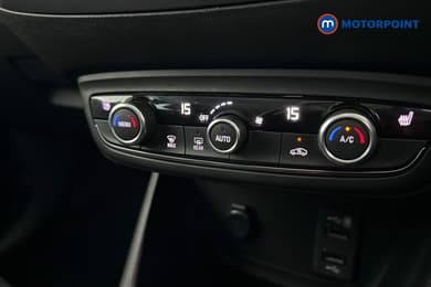 Vauxhall Crossland Ultimate Manual Diesel SUV - Stock Number (1665026) - 12th supplementary image