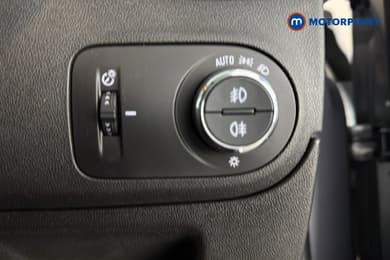 Vauxhall Crossland Ultimate Manual Diesel SUV - Stock Number (1665026) - 18th supplementary image