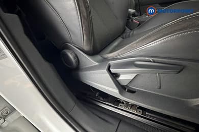 Audi Q3 S Line Automatic Petrol SUV - Stock Number (1667506) - 25th supplementary image