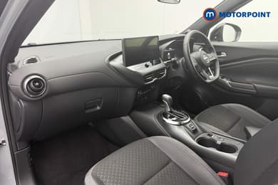 Nissan Juke N-Connecta Automatic Petrol SUV - Stock Number (1668007) - 4th supplementary image