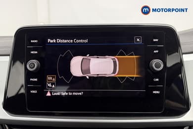 Volkswagen T-Roc Life Manual Petrol SUV - Stock Number (1669212) - 3rd supplementary image