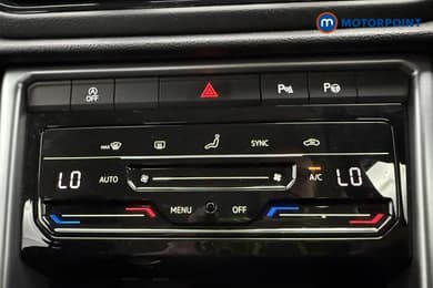 Volkswagen T-Roc Life Manual Petrol SUV - Stock Number (1669212) - 15th supplementary image