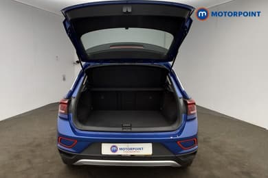 Volkswagen T-Roc Life Manual Petrol SUV - Stock Number (1669212) - 21st supplementary image