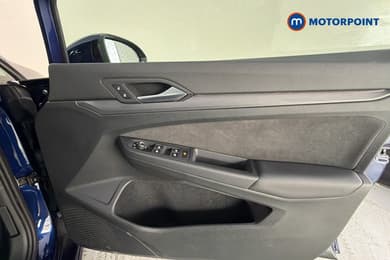 Volkswagen Golf Style Automatic Petrol Hatchback - Stock Number (1669579) - 19th supplementary image