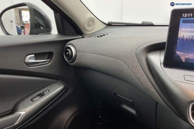 Nissan Juke Acenta Premium Automatic Petrol SUV - Stock Number (1671249) - 19th supplementary image