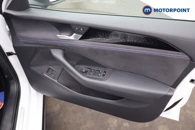 Volkswagen Passat R-Line Automatic Petrol Plug-In Hybrid Estate - Stock Number (1672195) - 19th supplementary image