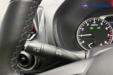 Nissan Juke N-Connecta Manual Petrol SUV - Stock Number (1651401) - 13th supplementary image