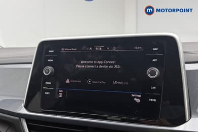 Volkswagen T-Roc Style Manual Petrol SUV - Stock Number (1654150) - 13th supplementary image