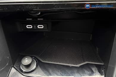 Volkswagen T-Roc Style Manual Petrol SUV - Stock Number (1654150) - 15th supplementary image