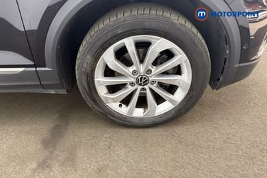 Volkswagen T-Roc Style Manual Petrol SUV - Stock Number (1654150) - 23rd supplementary image
