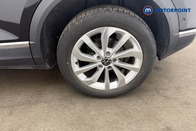 Volkswagen T-Roc Style Manual Petrol SUV - Stock Number (1654150) - 25th supplementary image