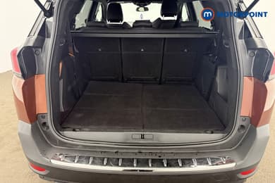 Peugeot 5008 Allure Premium-Plus Automatic Diesel SUV - Stock Number (1655779) - 6th supplementary image