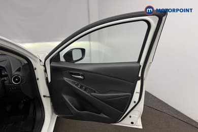 Mazda 2 Centre-Line Manual Petrol Hatchback - Stock Number (1662461) - 17th supplementary image
