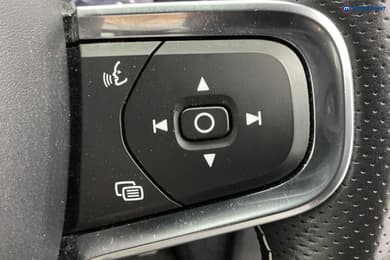 Volvo Xc40 R Design Pro Automatic Petrol SUV - Stock Number (1664113) - 20th supplementary image