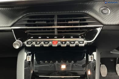 Peugeot 208 Allure Premium Manual Petrol Hatchback - Stock Number (1664610) - 17th supplementary image
