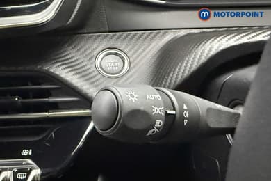 Peugeot 2008 Allure Manual Petrol SUV - Stock Number (1665820) - 15th supplementary image