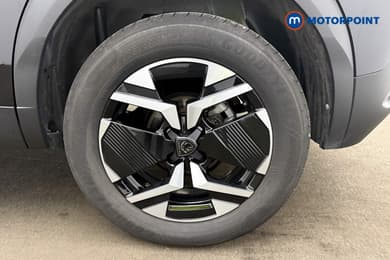 Peugeot 2008 Allure Manual Petrol SUV - Stock Number (1665820) - 38th supplementary image