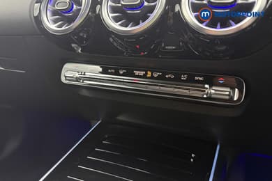 Mercedes-Benz GLA Amg Line Automatic Diesel SUV - Stock Number (1668838) - 13th supplementary image