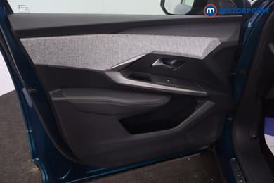 Peugeot 3008 GT Automatic Petrol SUV - Stock Number (1669639) - 37th supplementary image