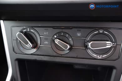 Volkswagen Polo Life Manual Petrol Hatchback - Stock Number (1670389) - 12th supplementary image