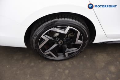 Volkswagen Passat R-Line Automatic Petrol Plug-In Hybrid Estate - Stock Number (1670947) - 3rd supplementary image