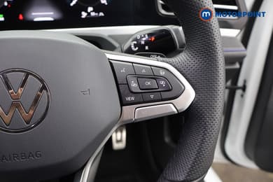 Volkswagen Passat R-Line Automatic Petrol Plug-In Hybrid Estate - Stock Number (1670947) - 7th supplementary image