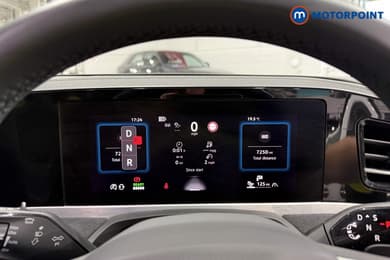 Volkswagen Passat R-Line Automatic Petrol Plug-In Hybrid Estate - Stock Number (1672182) - 2nd supplementary image