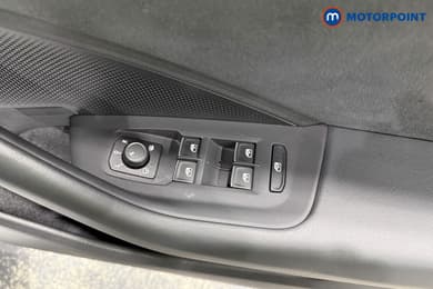 Volkswagen Passat R-Line Automatic Petrol Plug-In Hybrid Estate - Stock Number (1672182) - 15th supplementary image
