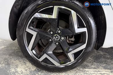 Volkswagen Passat R-Line Automatic Petrol Plug-In Hybrid Estate - Stock Number (1672182) - 25th supplementary image